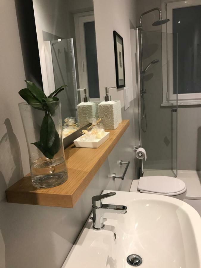 B&B Questa Casa Non E'Un Albergo Палермо Экстерьер фото